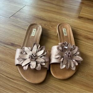 Paul Green Metallic Pink Flower Slide Sandals thongs